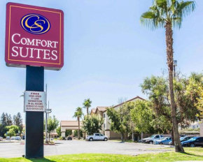 Отель Comfort Suites Bakersfield  Бейкерсфилд